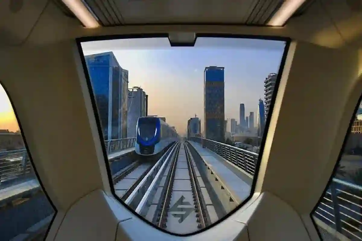 بشرى لسكان الرياض .. المترو يعمل يوم الجمعة حتى منتصف الليل.