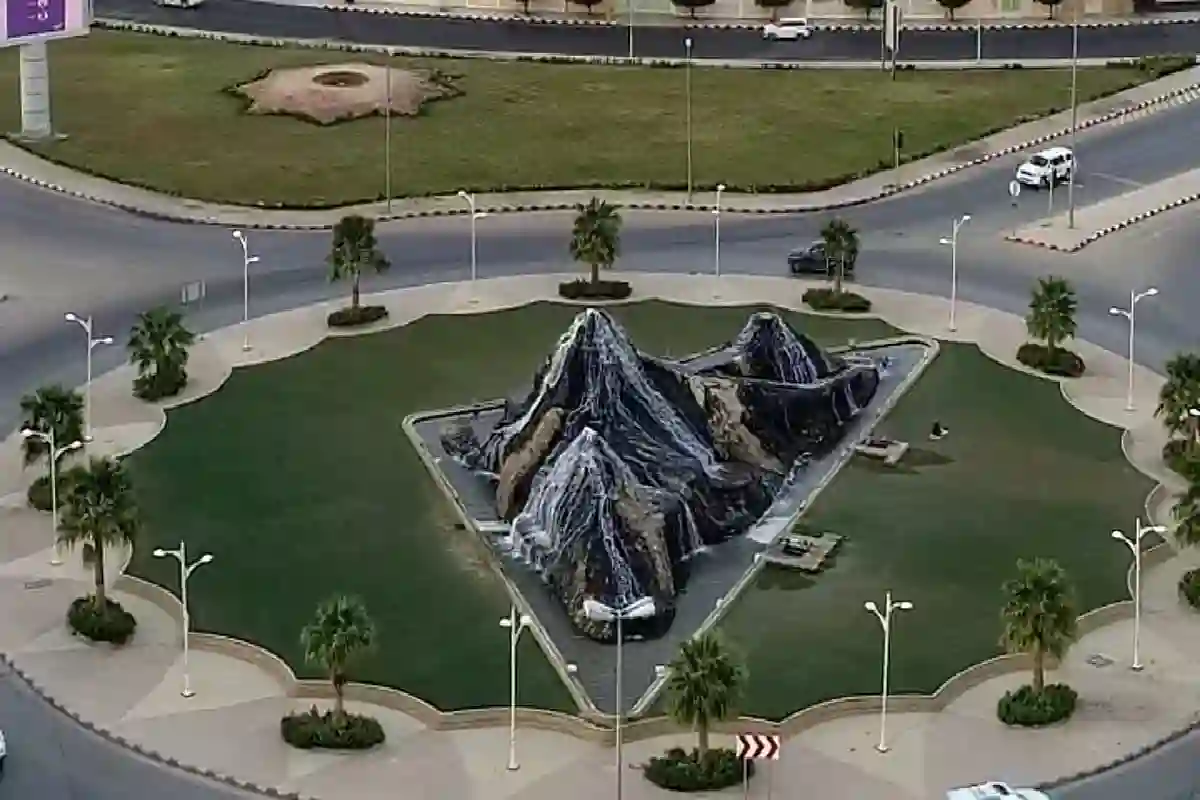 فاجعة على طريق شقراء .. وفاة شاب وإصابة ثلاثة آخرين في اصطدام مروّع.