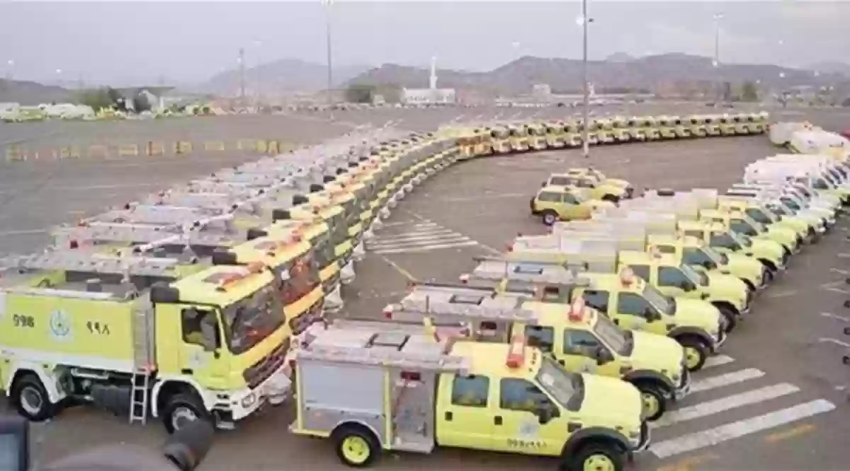رجال الدفاع المدني السعودي