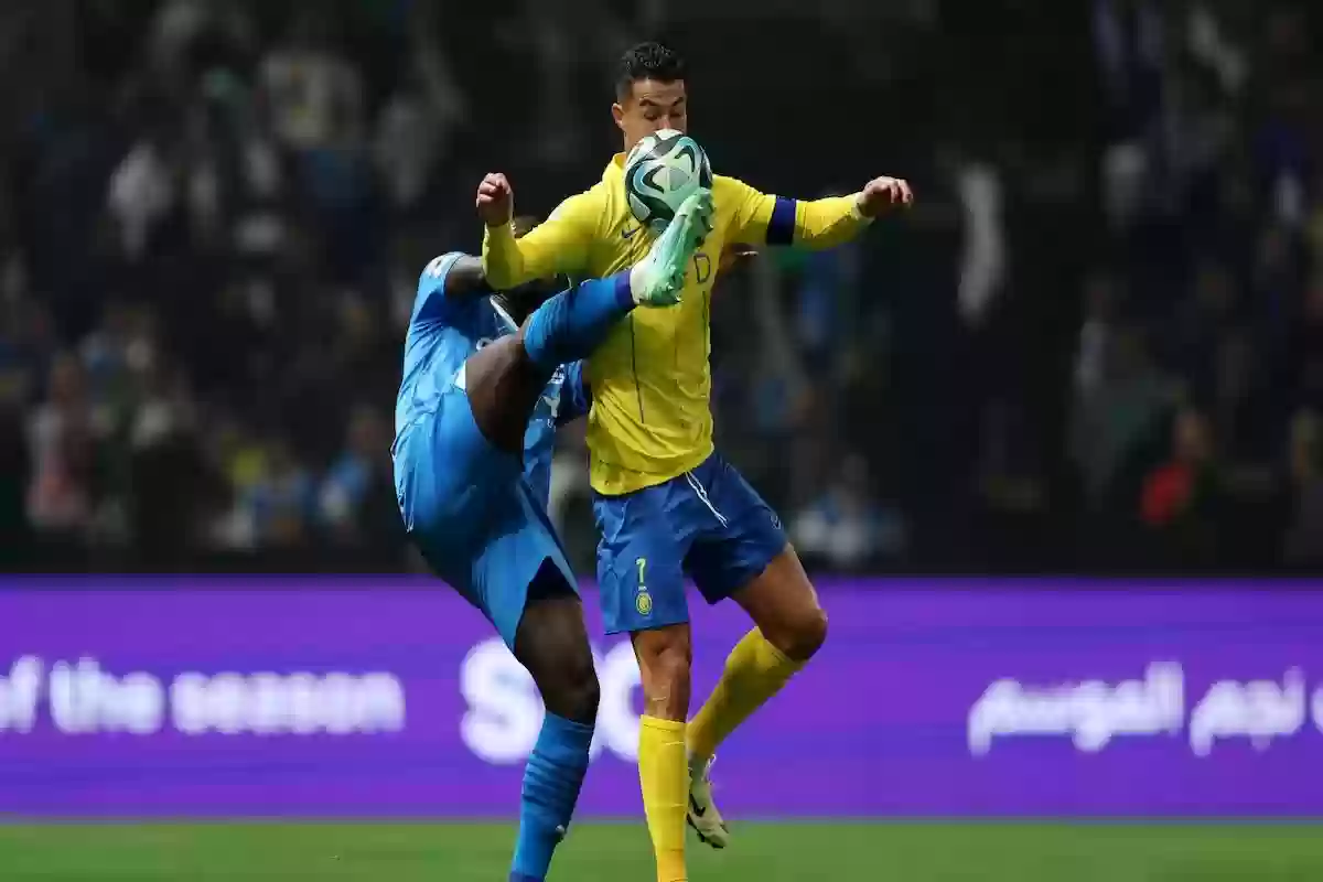 تعليق مفاجئ من الدعيع على محترفي الهلال والنصر