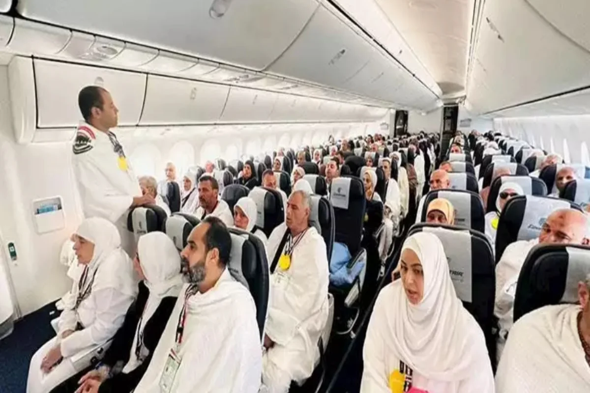 معتمرين