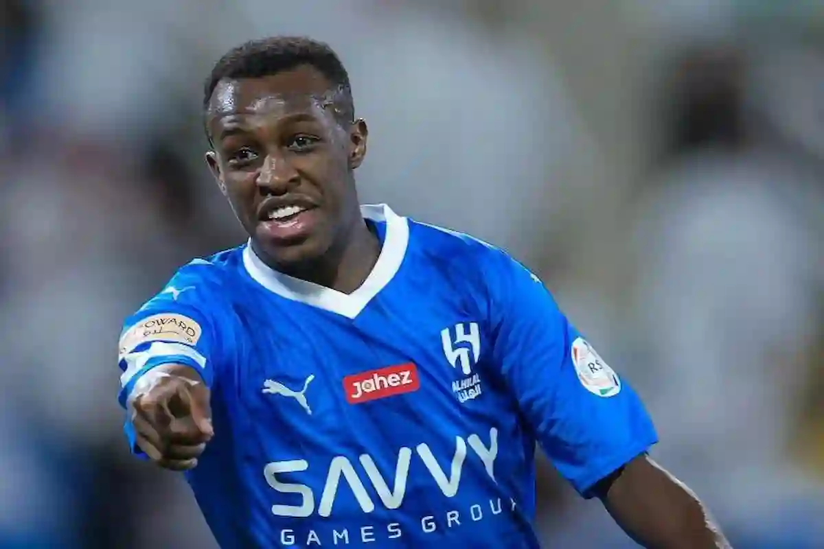  صفقة انتقال سعود عبد الحميد من الهلال إلى روما بالصيف الماضي!