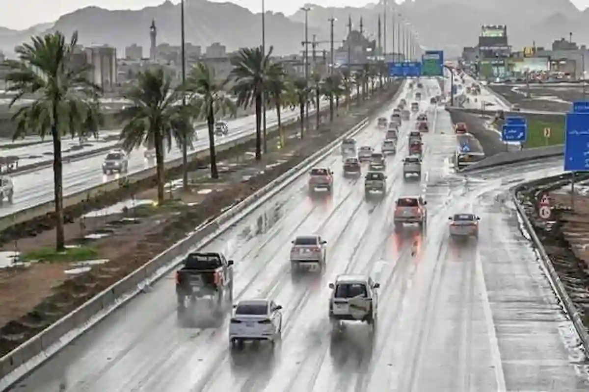 تحذيرات بالجملة من طقس الإثنين في السعودية
