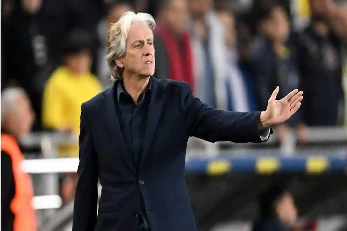 رسالة مثيرة من رئيس الهلال السعودي لجماهير الزعيم بشأن أداء الفريق