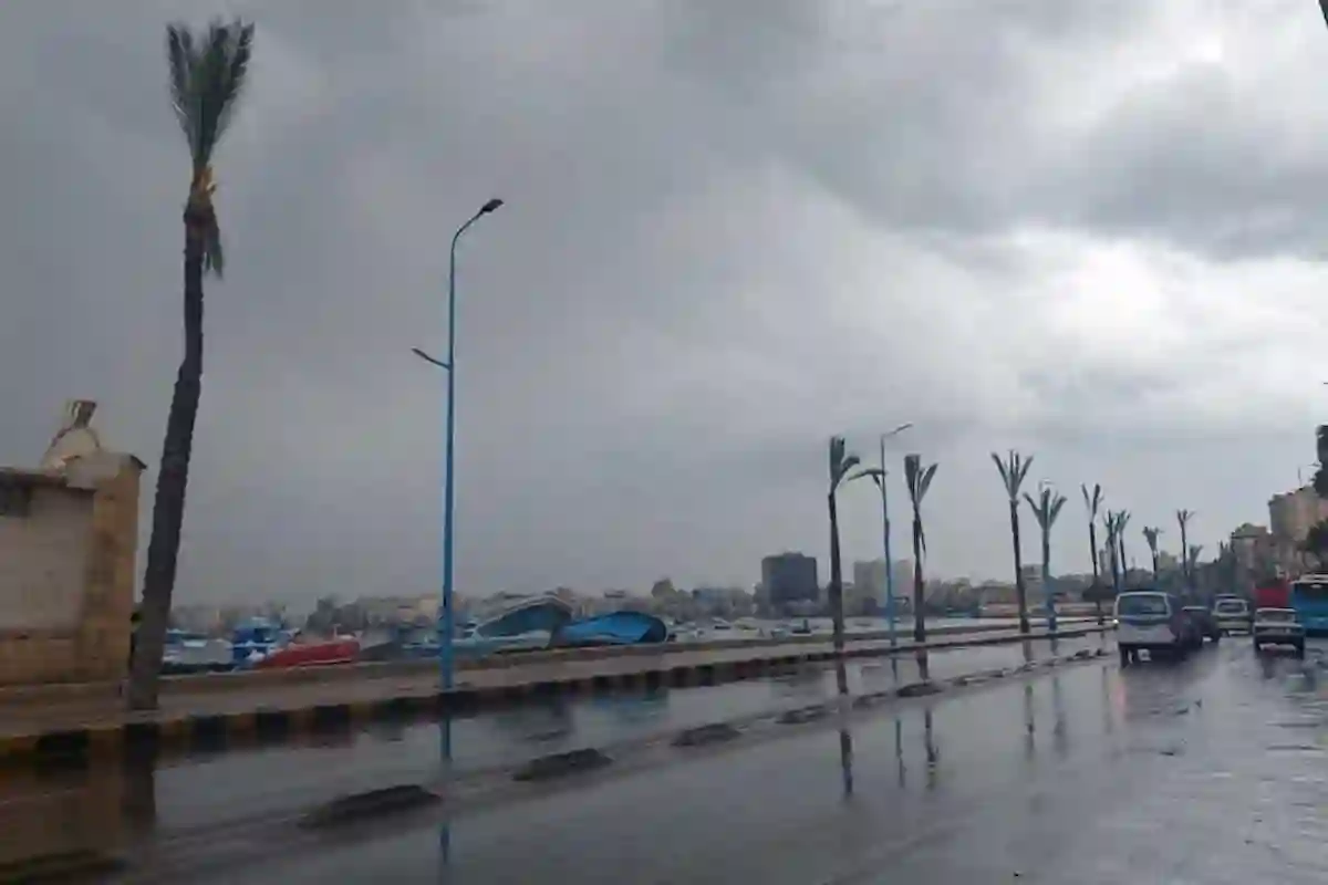 تحذيرات الأرصاد بشأن الطقس الحار في مصر وتوقعات بسقوط أمطار صيفية في مناطق متفرقة