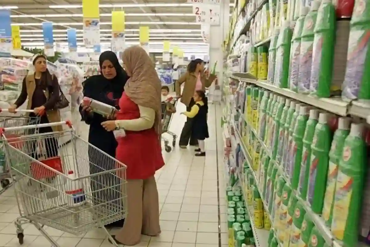 مبادرة حكومية لخفض أسعار السلع الأساسية في مصر بنسبة تصل إلى 18%