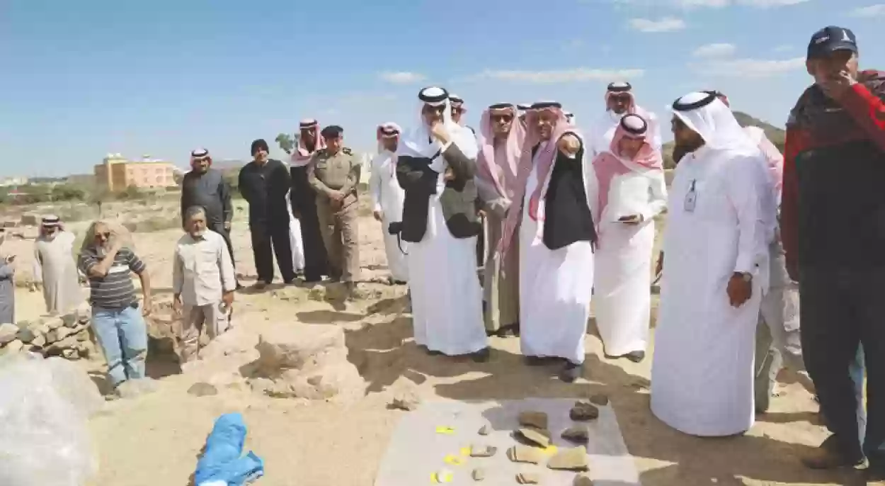 مَعلَم تاريخي وديني عملاق!! جولة في جبل
