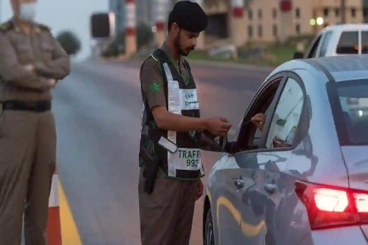 المرور السعودي يحذر من 8 مخالفات تتسبب في غرامة تصل إلى 2000 ريال