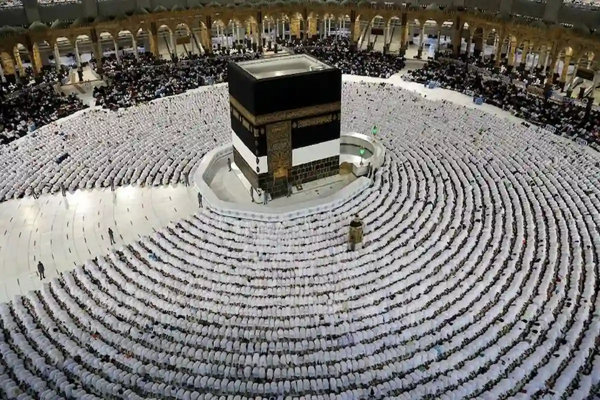  السعودية توقف المخالفين لنظام الإقامة استعدادًا لموسم الحج
