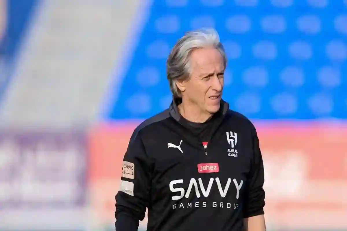 خيسوس يرد على شائعات رحيله عن الهلال السعودي وتدريب البرازيل