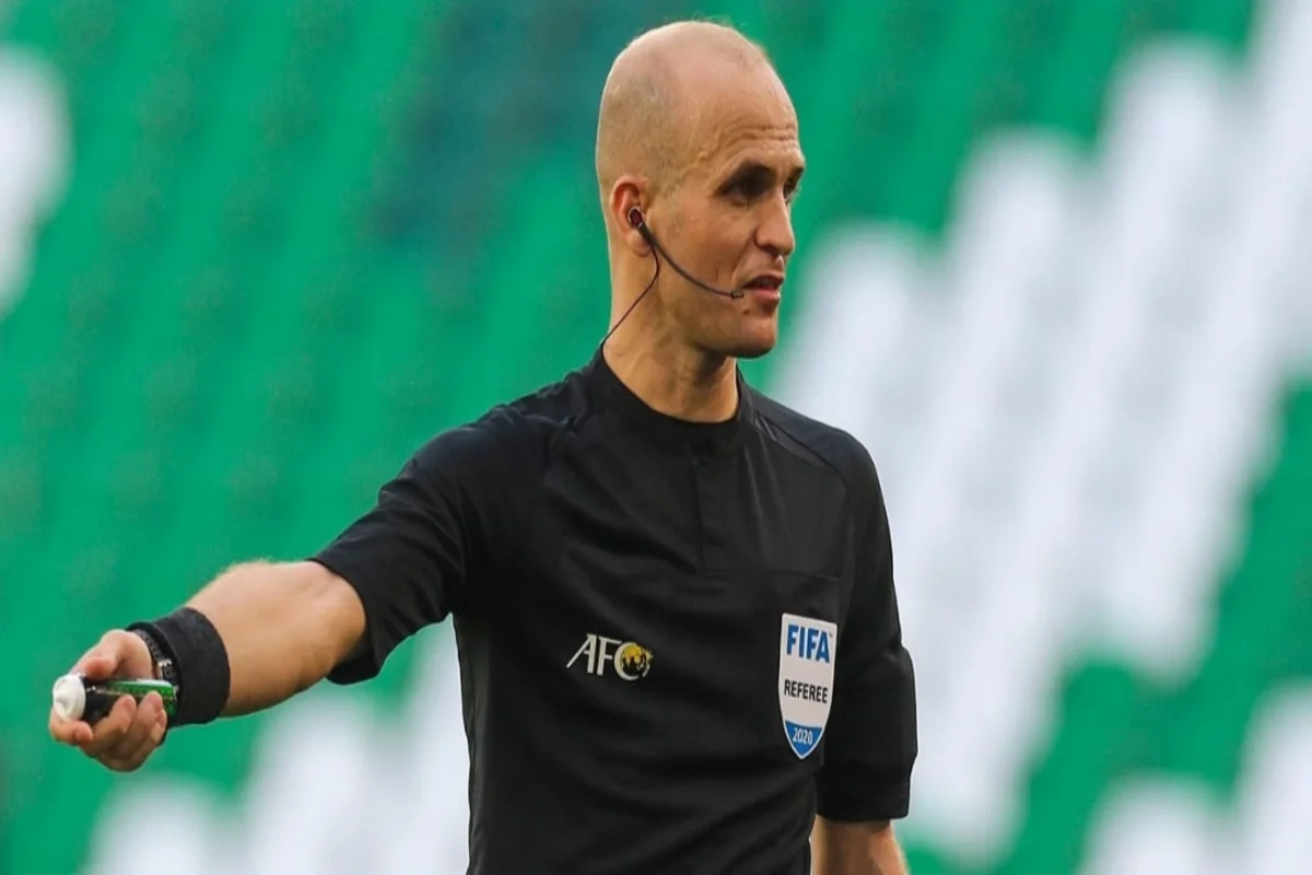حكم مباراة الهلال والعين في الآسيوية