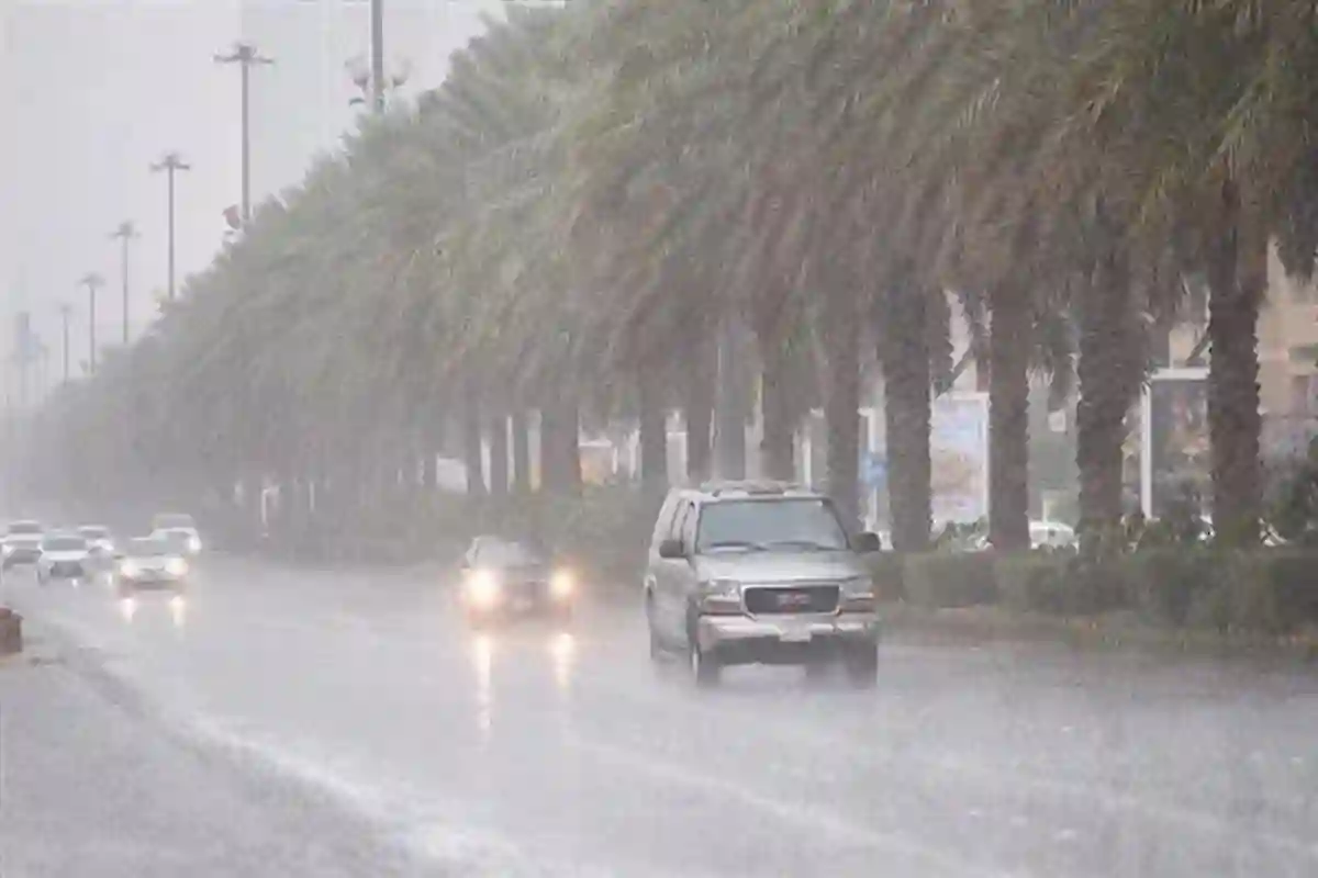 طقس شديد الحرارة وأمطار رعدية تضرب بعض المناطق اليوم