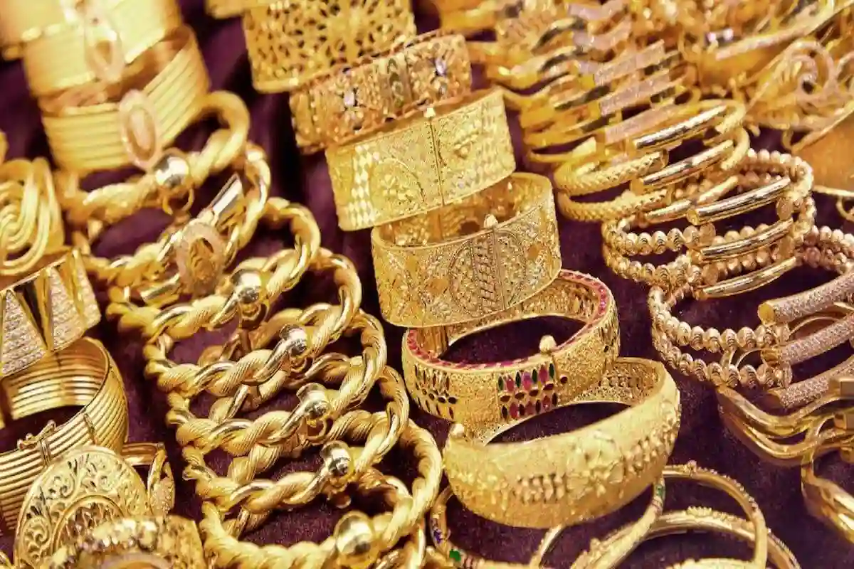 هبوط جماعي في أسعار الذهب اليوم الإثنين