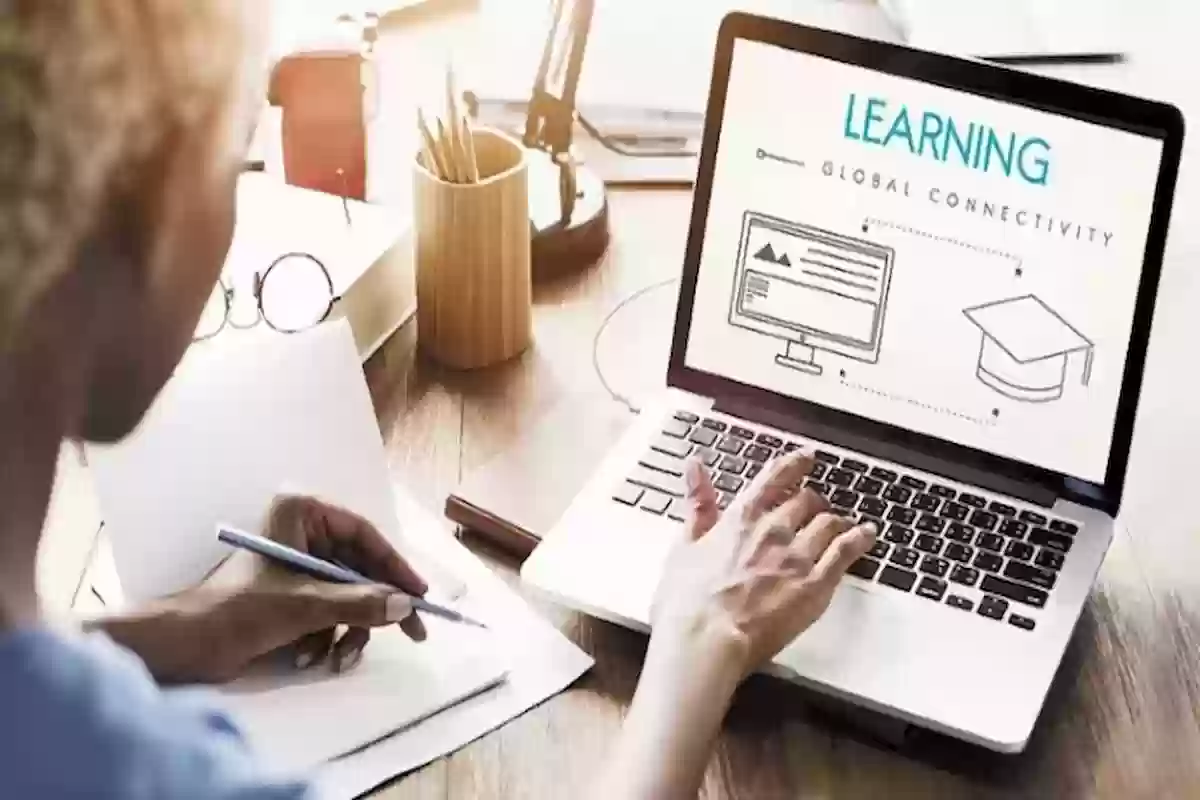 دورات مجانية عن بعد في السعودية بشهادات معتمدة