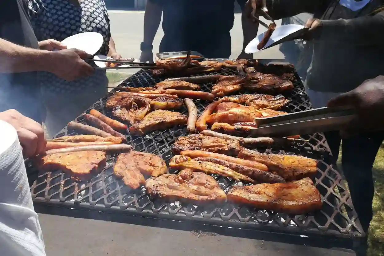 شواء اللحوم