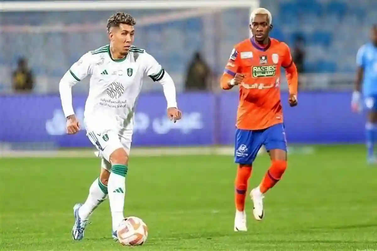  عودة ثنائي الأهلي قبل لقاء الفيحاء بدوري روشن السعودي.. ضمن الجولة الـ 28