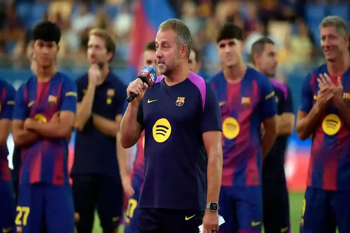 برشلونة يبدأ رحلة الدفاع عن لقب الدوري الإسباني وسط تحديات كبيرة