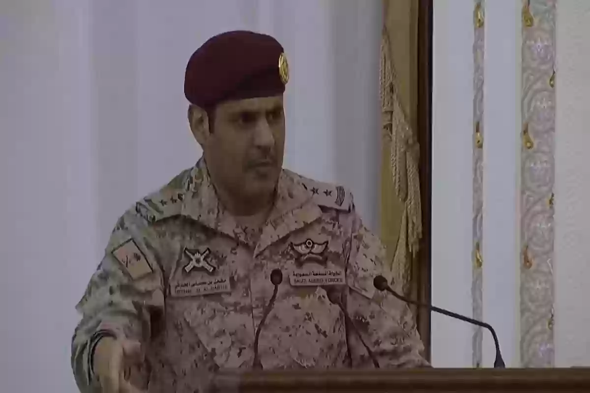 الشاعر