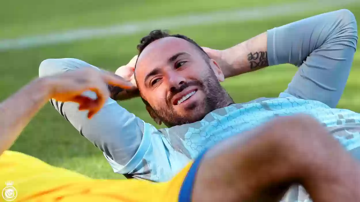 أوسبينا صداع حاد في رأس إدارة النصر
