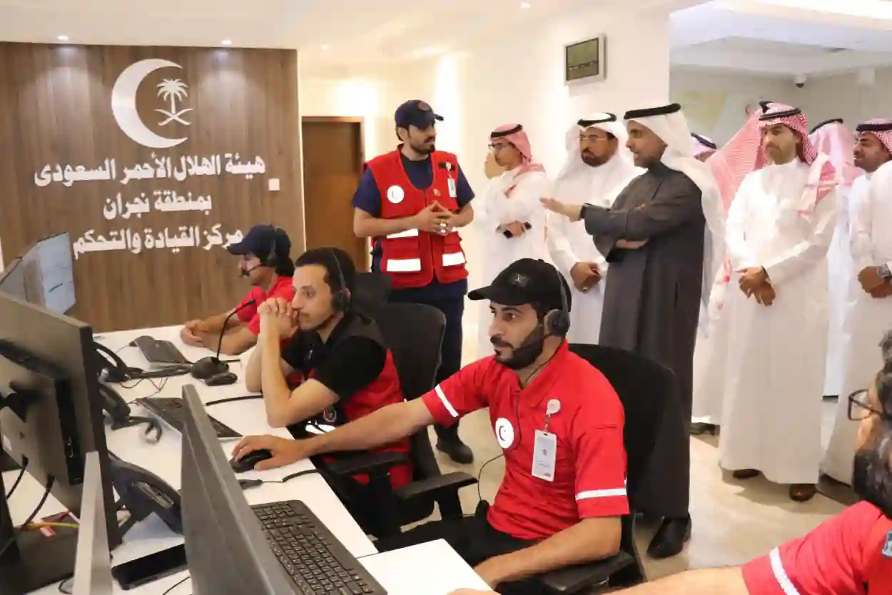 الهلال الأحمر بنجران يرفع جاهزيته لمواجهة الحالة المطرية وتقديم الخدمات الإسعافية