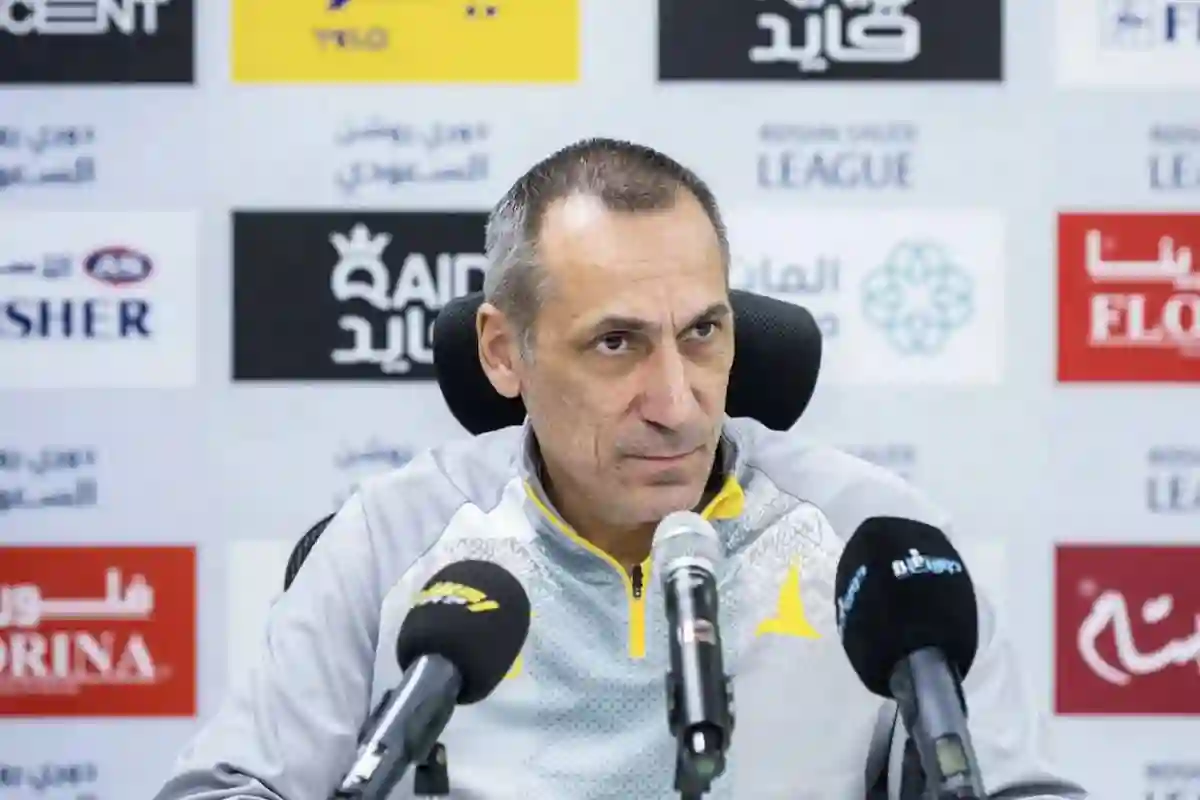 دونيس