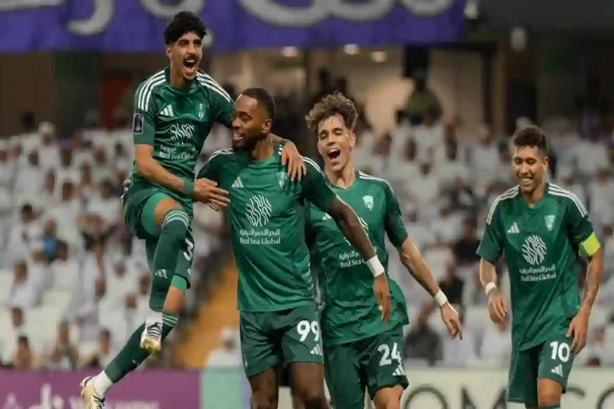  الحبسي يعلن نجمي الخليج والأهلي