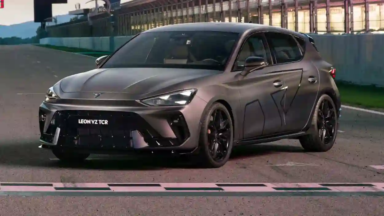 كوبرا ليون VZ TCR 2026