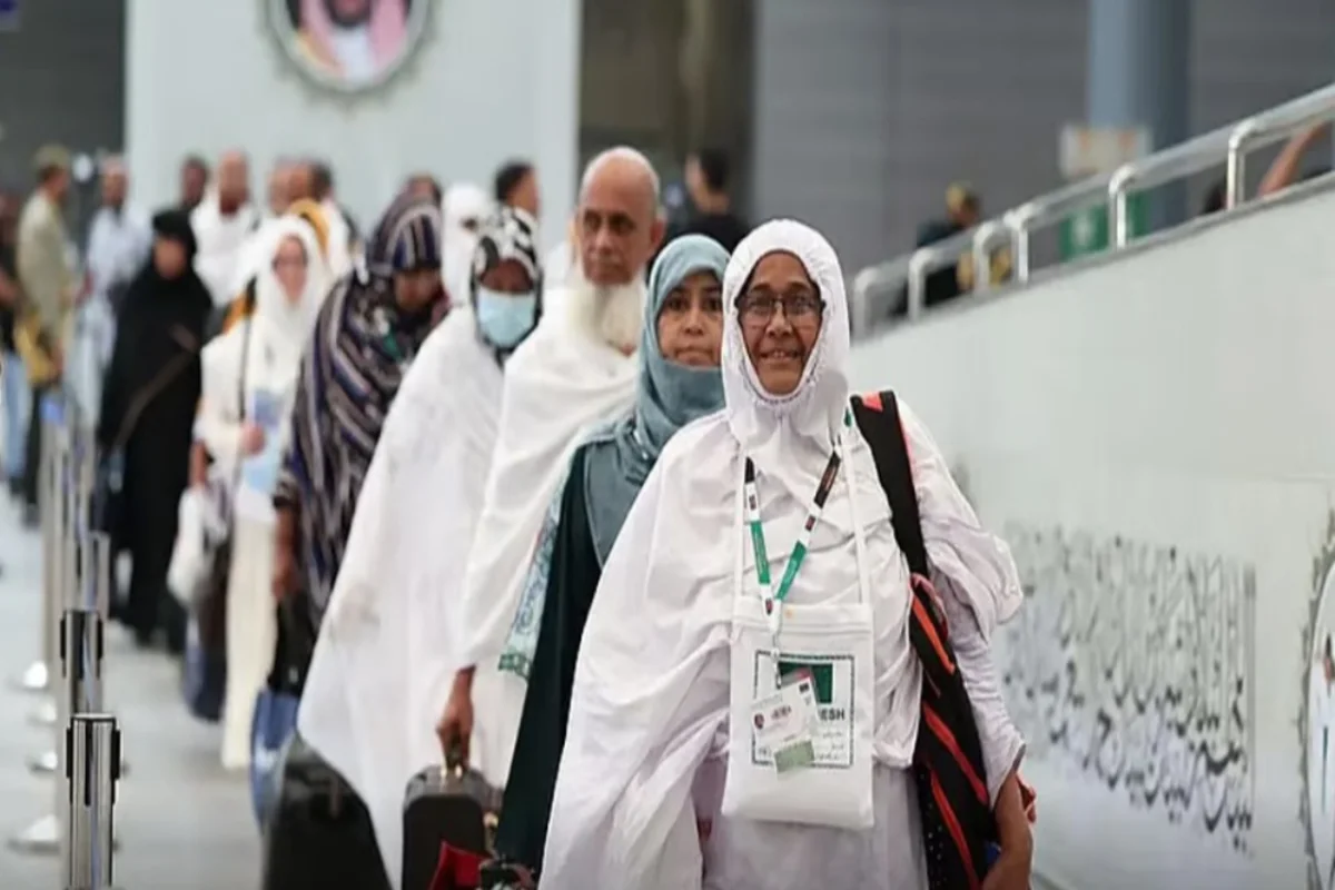 كبار السن أثناء العمرة 