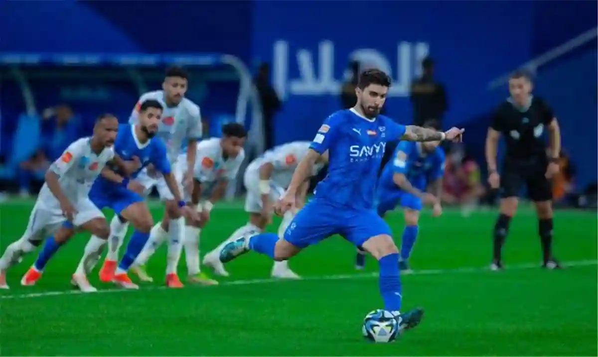 قائمة غيابات الهلال أمام الفتح