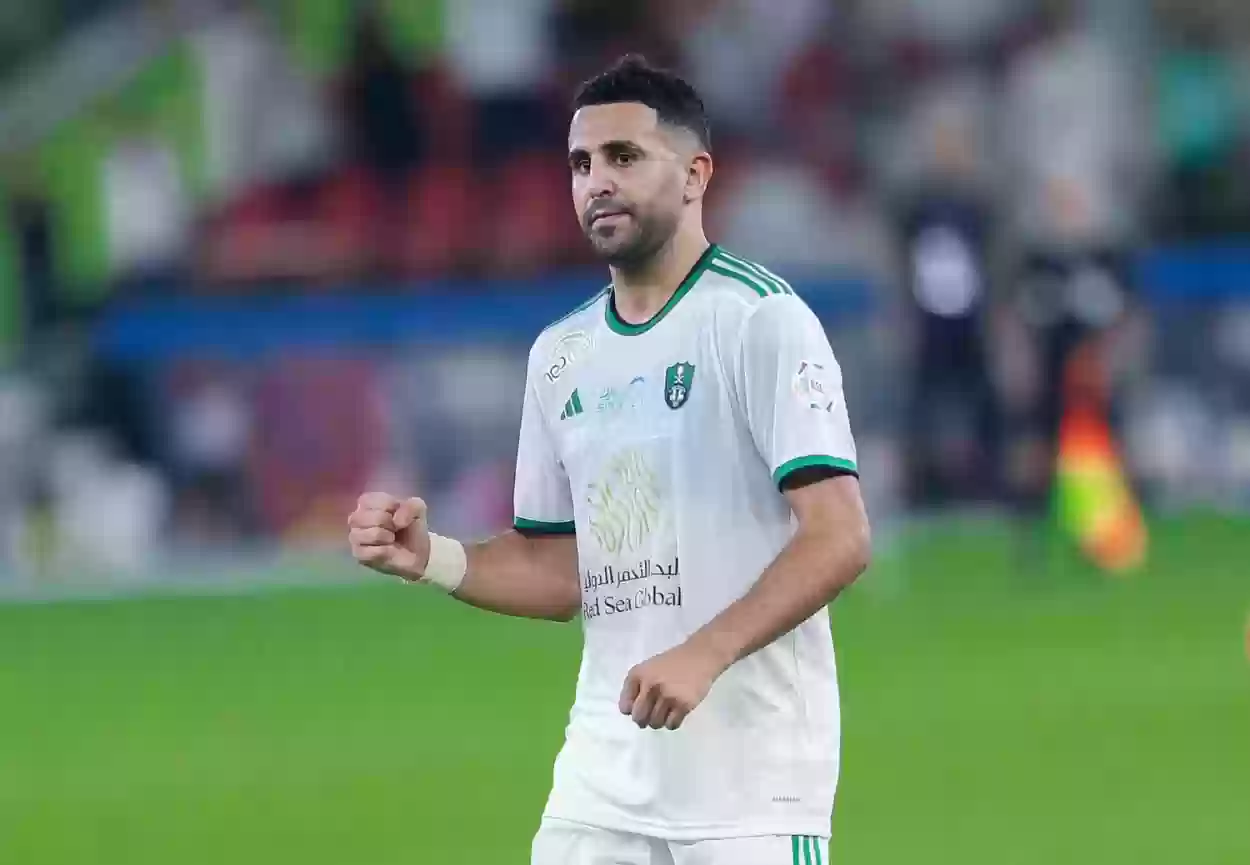 إشادة جماهير الأهلي بأداء رياض محرز في مواجهة الطائي: