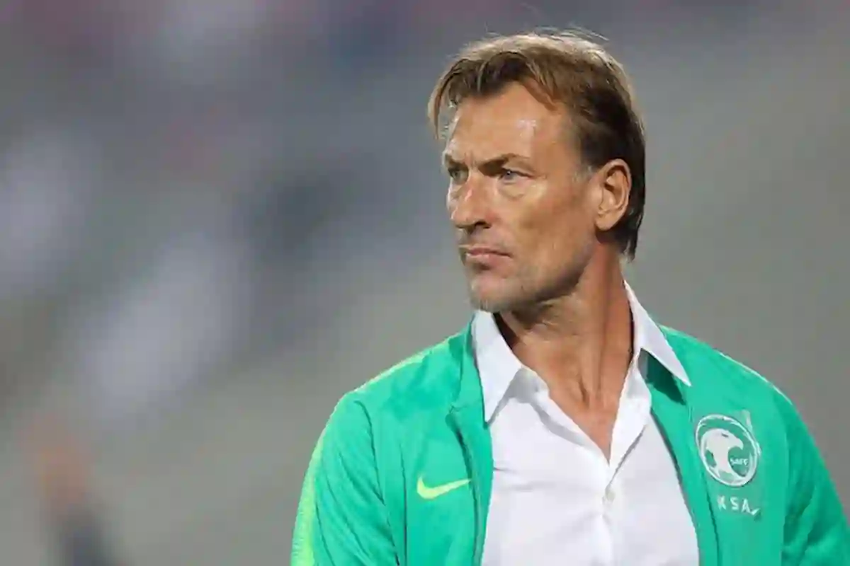 جستنيه يُشيد بأداء منتخب السعودية بقيادة الفرنسي رينارد