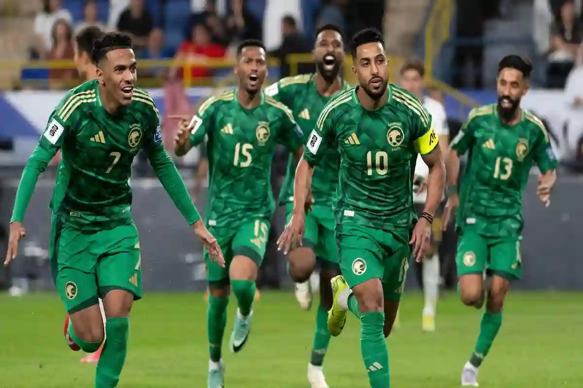 محمد الدعيع يُشيد بأداء لاعبي منتخب السعودية أمام اليابان بالتصفيات الآسيوية