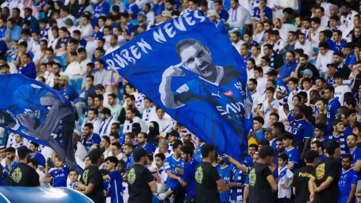جماهير الهلال السعودي تُرسل رسالة مشتعلة إلى الأهلي