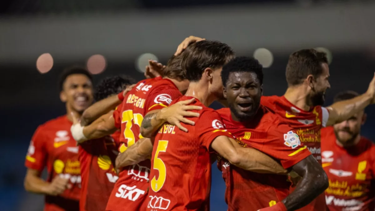  الأهلي والقادسية