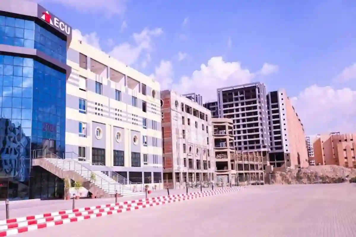 الجامعة المصرية الصينية تفتح باب التقديم بكلية التمريض للعام الجامعي 2025-2026