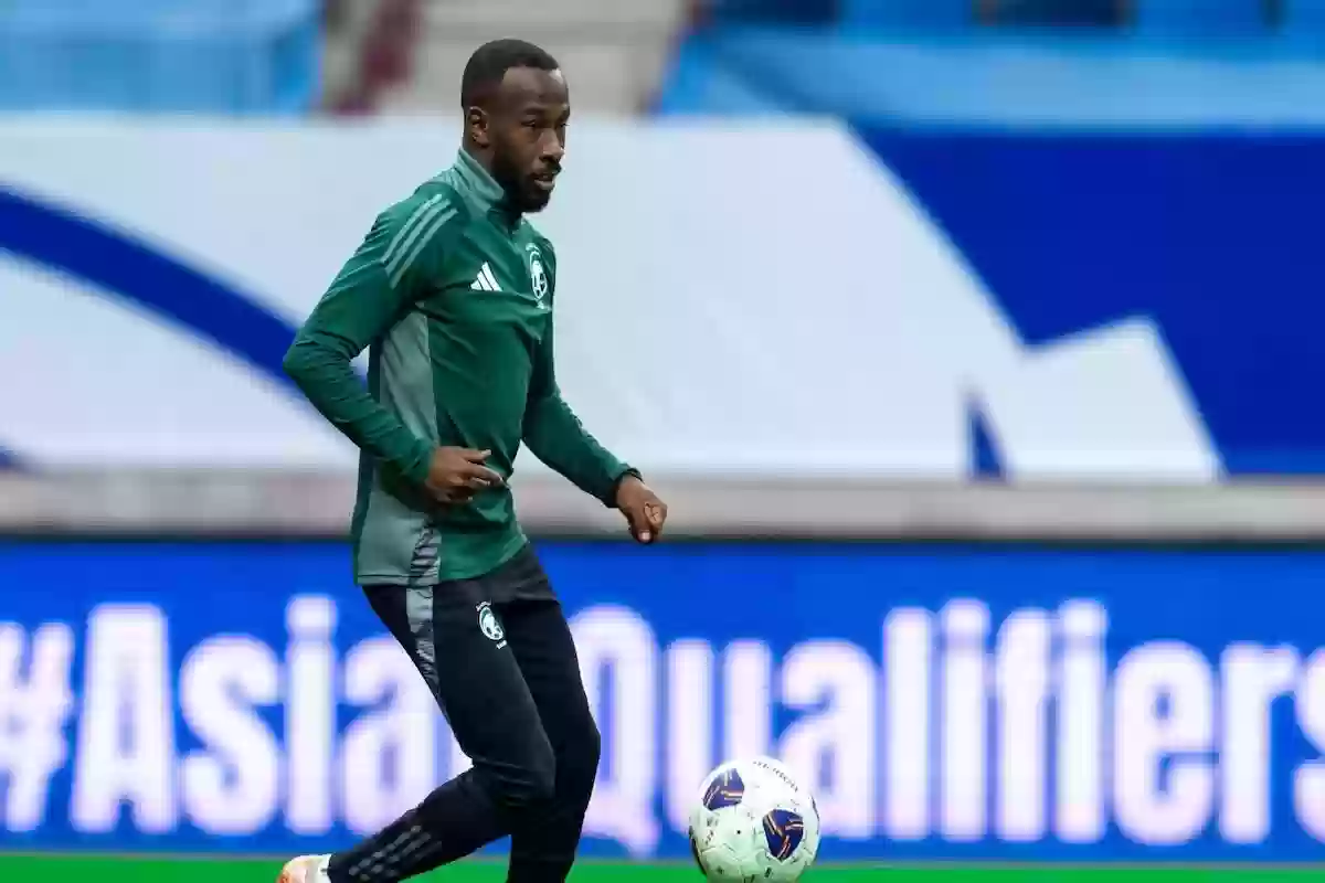 النوفل يكشف سبب سفر النجم فهد المولد إلى دبي بعد معسكر المنتخب السعودي