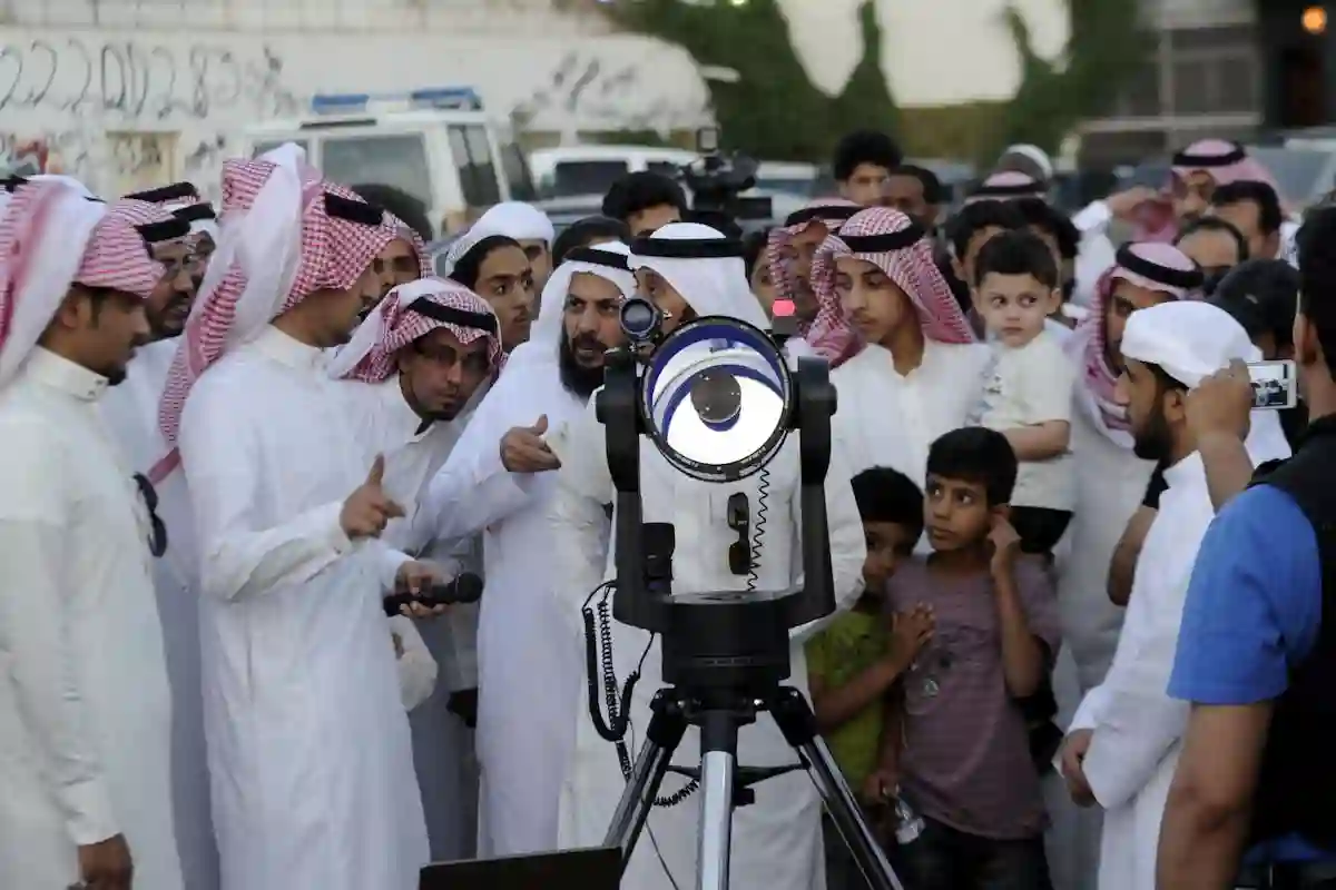  السعدون يعلق على موعد رؤية هلال شهر شوال وعيد الفطر المبارك