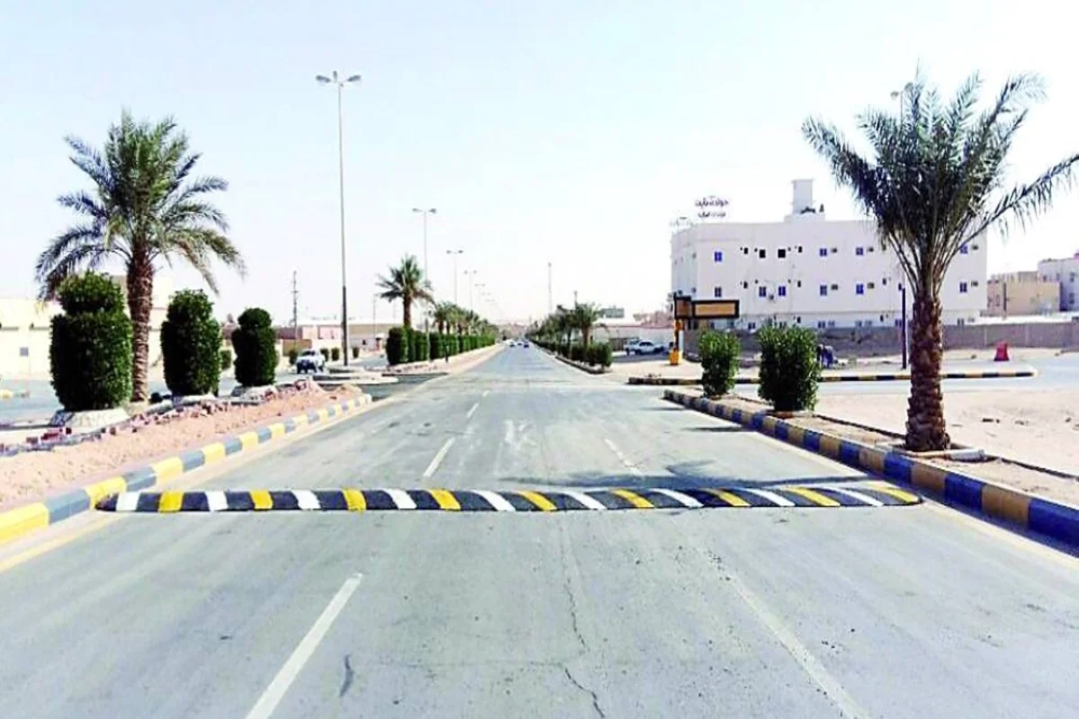 طريق مقطوع بالسعودية