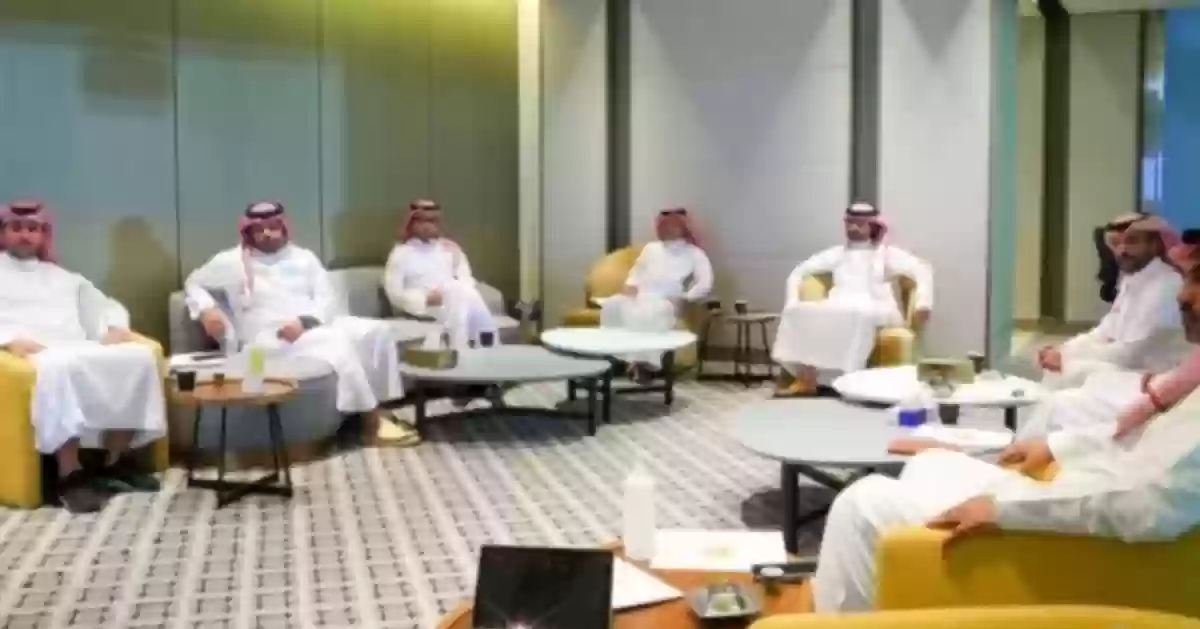 آل معمر ومجلسه