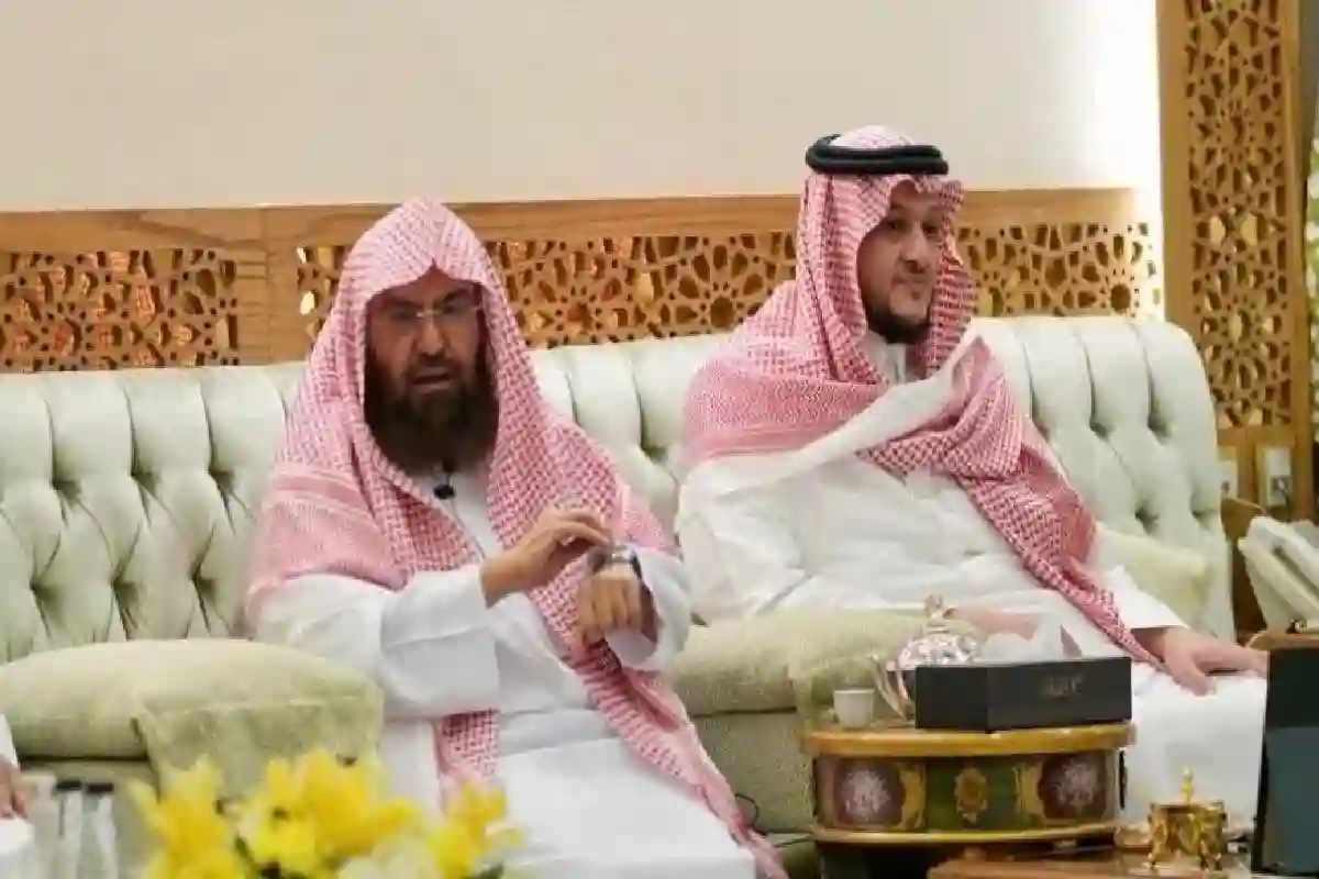 السديس يعلن خطة إثرائية لترجمة خطب عرفة وعيد الأضحى والجمعة بـ35 لغة