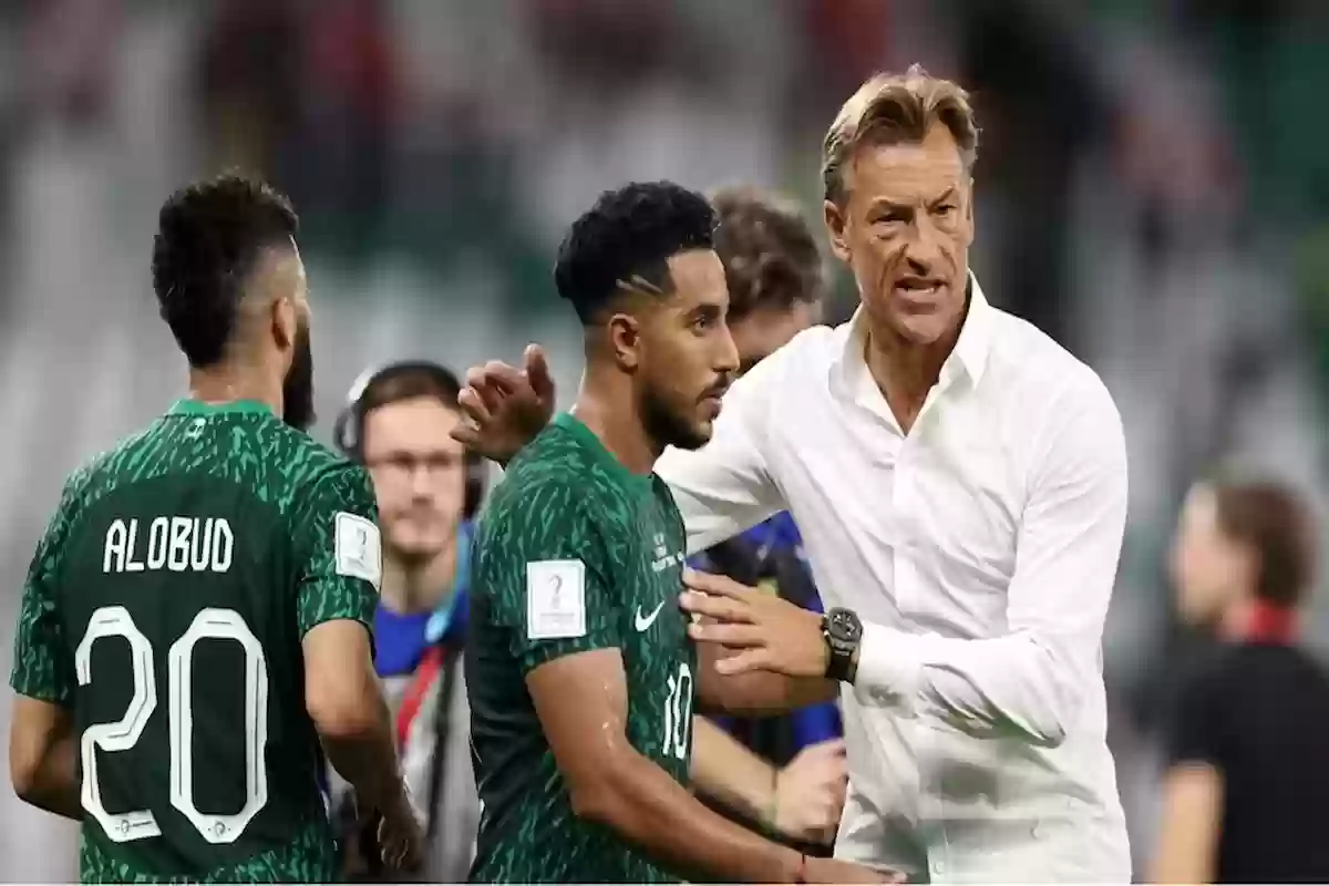 رينارد يشيد بالدوسري